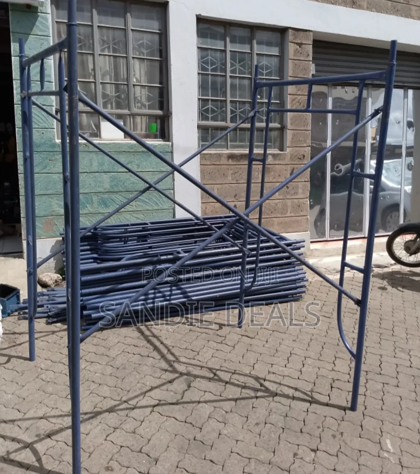 2m High Scaffolding Ladders