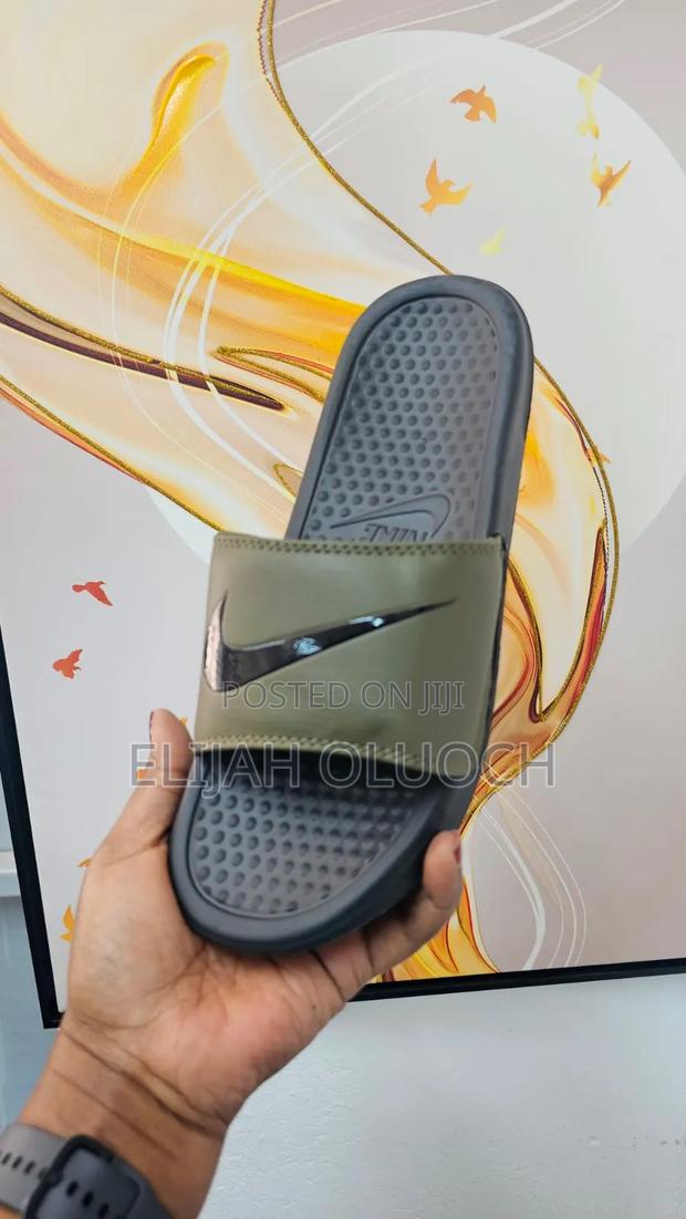 Nike Slides -Black/White/Green/Grey - thumbnail 4