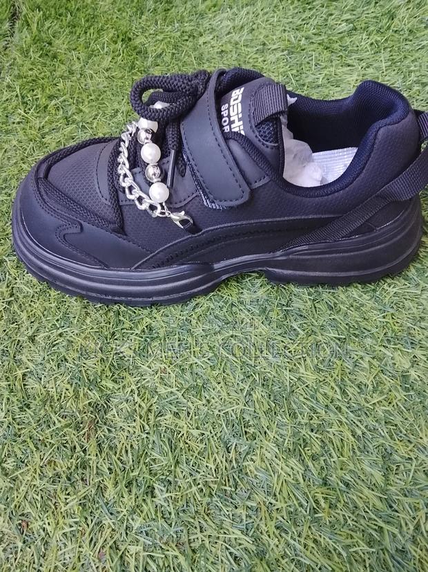 Boshion Sneakers - thumbnail 2