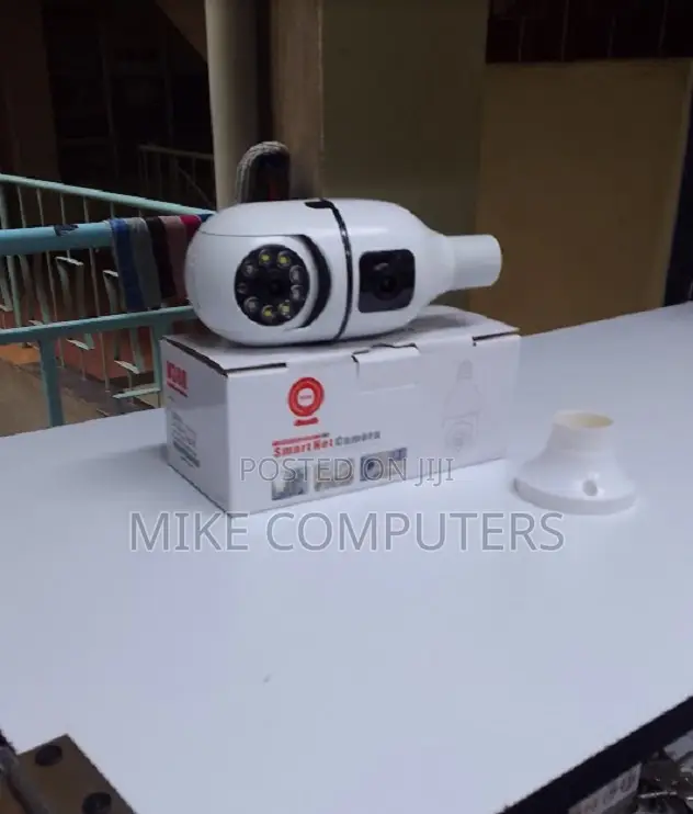 1080p Resolution Nanny Bulb Camera With Motion Detection