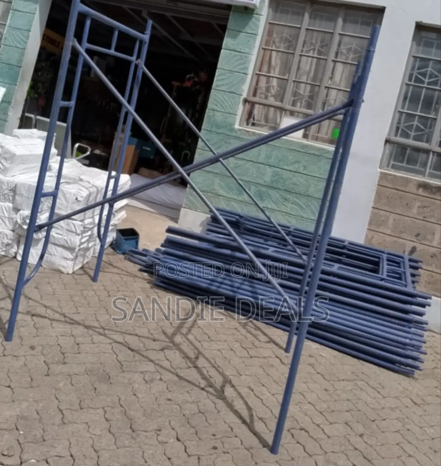 Construction Ladders/ Scaffolding Ladders