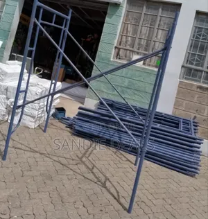 Construction Ladders/ Scaffolding Ladders