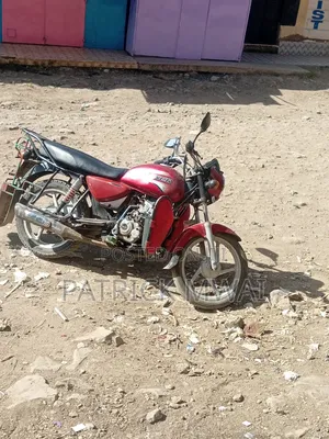 Bajaj Boxer 150 UG 2019 Red