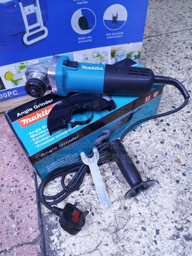 Industrial Makita 4.5" Angle Gringer - main view