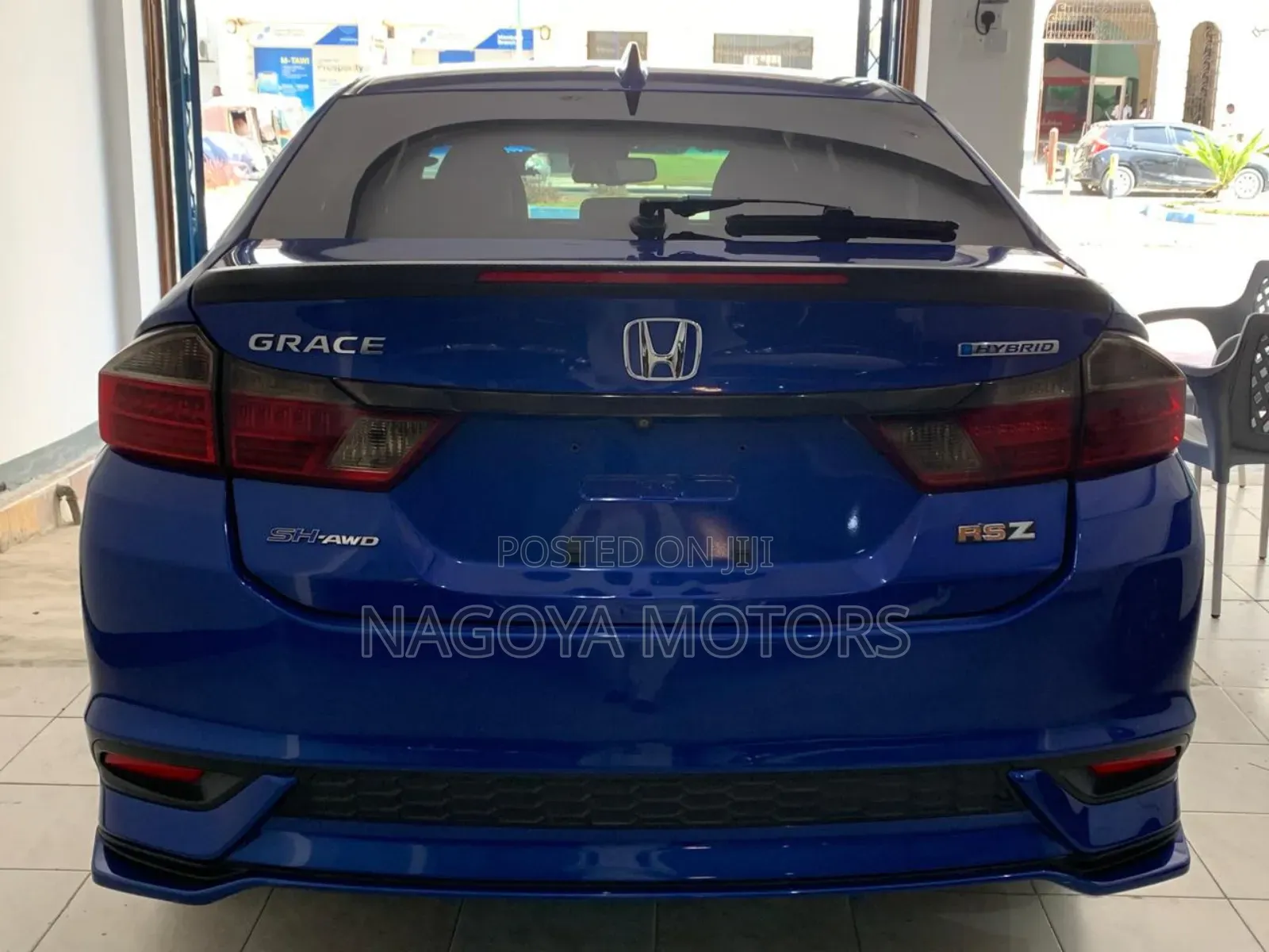 Honda Grace 2018 Blue