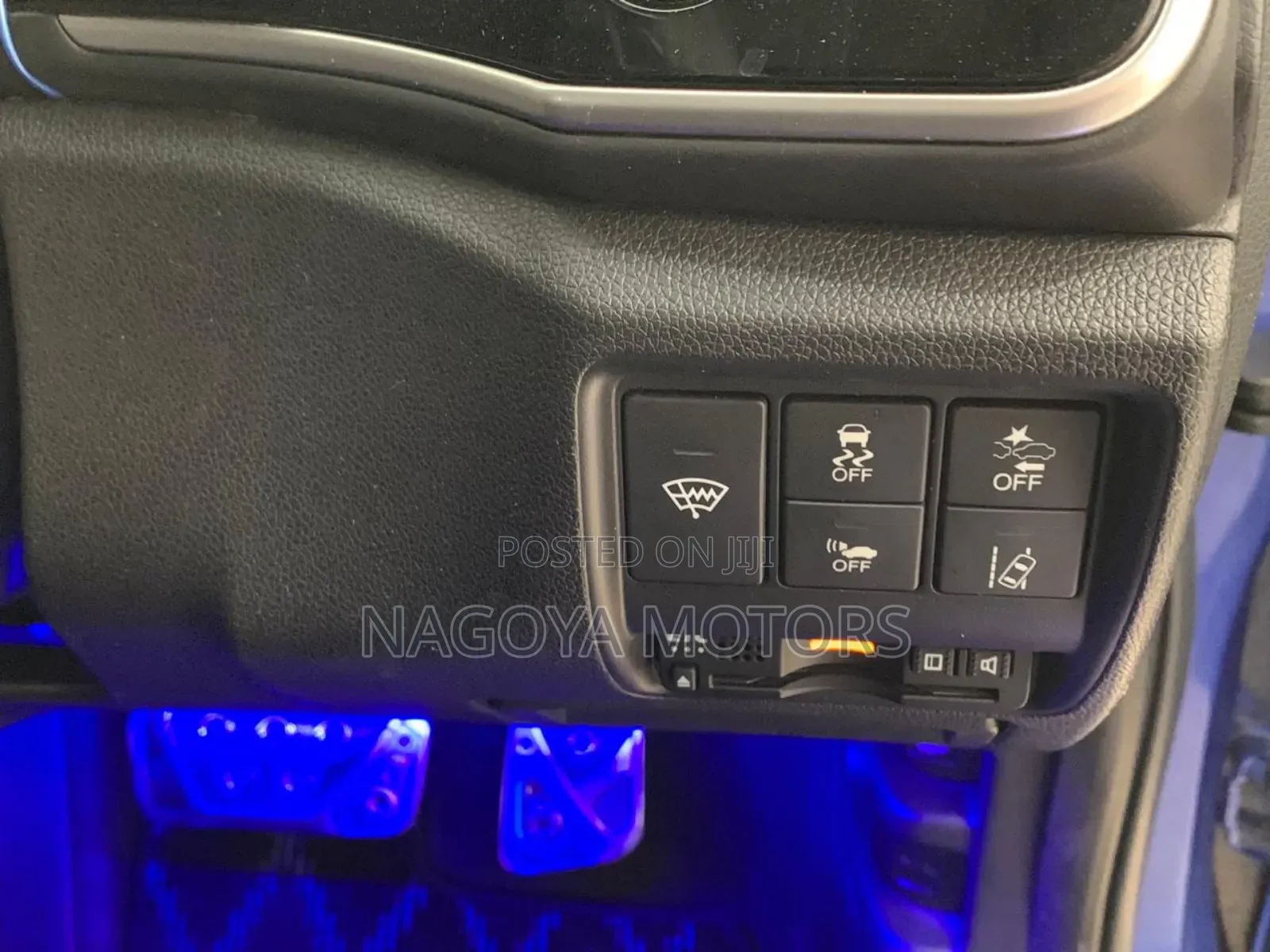 Honda Grace 2018 Blue