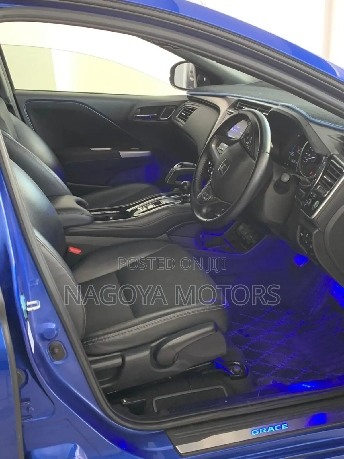 Honda Grace 2018 Blue