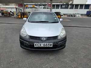 Nissan Advan 2013 Silver