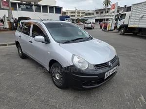 Nissan Advan 2013 Silver