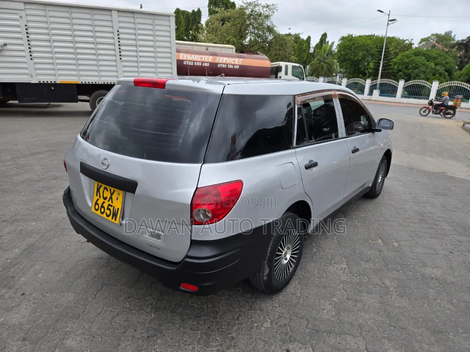 Nissan Advan 2013 Silver