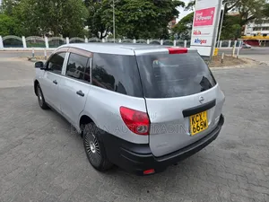 Nissan Advan 2013 Silver