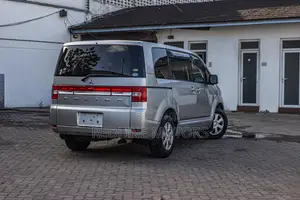 Mitsubishi Delica 2018 Silver