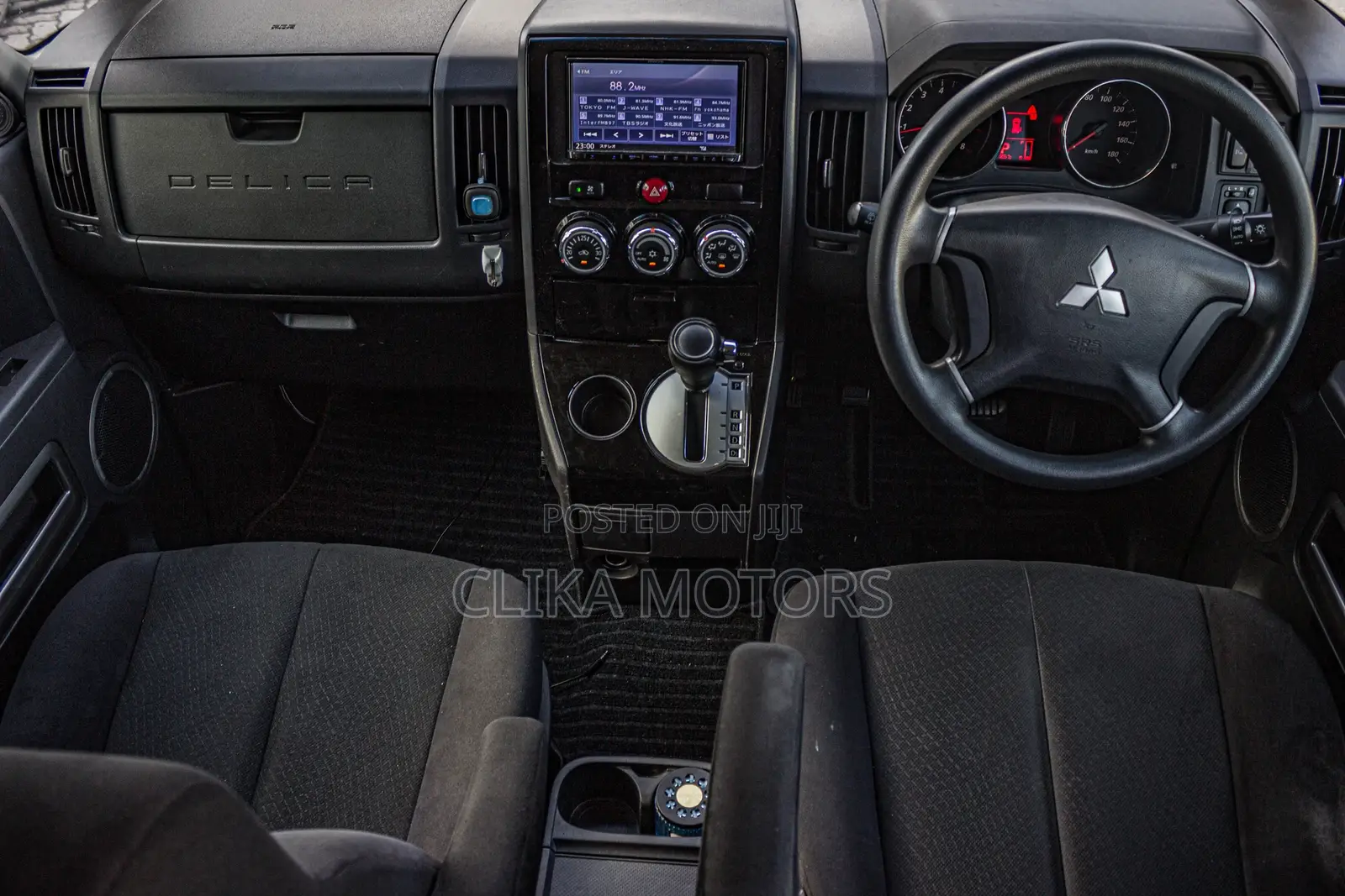 Mitsubishi Delica 2018 Silver