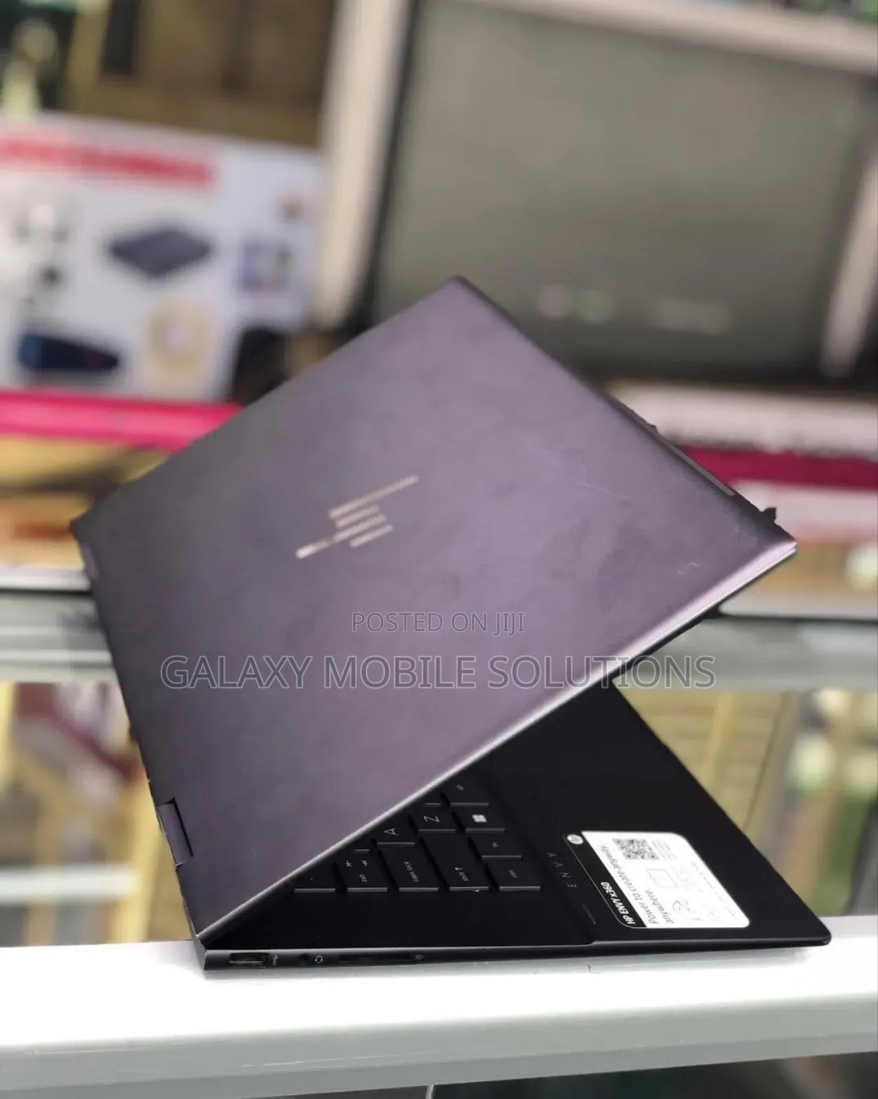 Laptop HP Envy X360 8GB AMD Ryzen 5 SSD 256GB