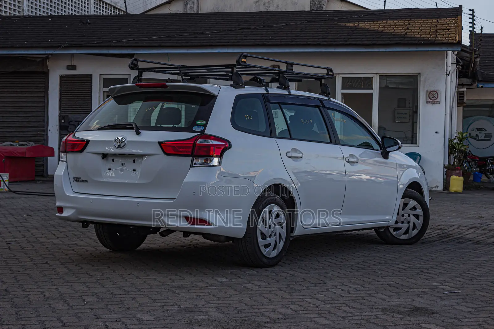 Toyota Corolla Fielder 1.5 Petrol AWD 2018 White