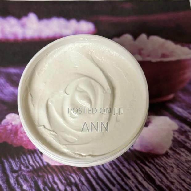 Moisturizing Hair Body Butter - thumbnail 3