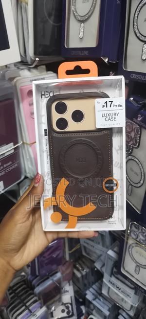 Dizoro Magsafe Faux Leather Rubber Cover for iPhone 17 Pro Max - thumbnail 2