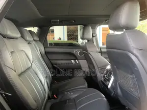 Land Rover Range Rover Sport HSE 4x4 (3.0L 6cyl 8A) 2017 Black