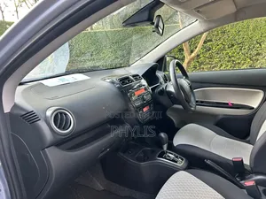 Mitsubishi Mirage 2018 Silver