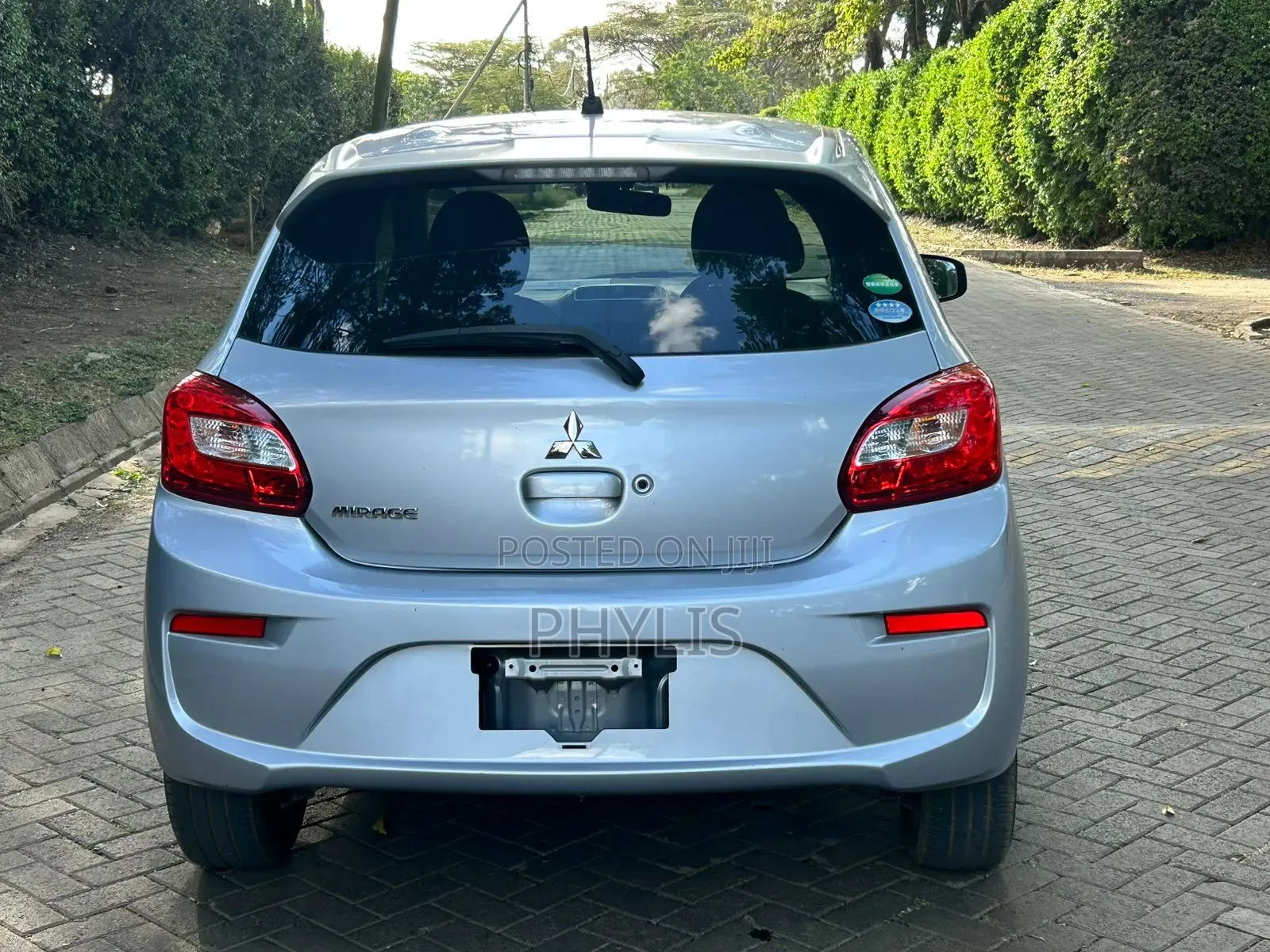 Mitsubishi Mirage 2018 Silver