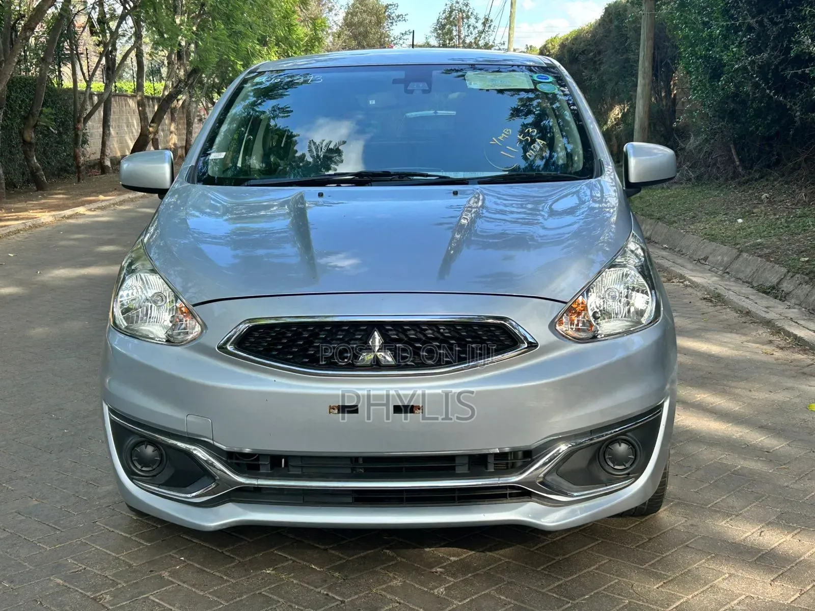Mitsubishi Mirage 2018 Silver