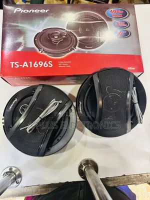 Pioneer 6 Inch Car Speakers – Deep Smooth Treble