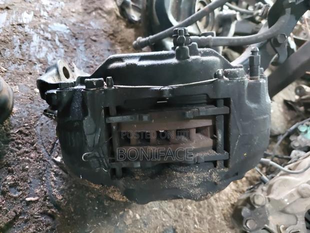 Front Calliper 100 Series