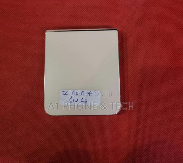 Samsung Galaxy Z Flip4 512 GB Bronze - thumbnail 2