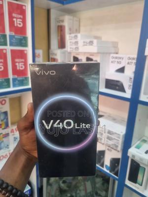 New Vivo V40 Lite 256 GB Gold