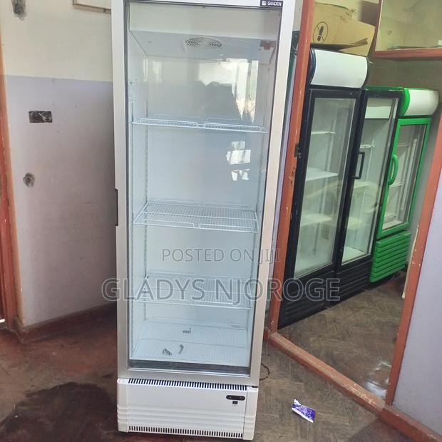 Well Maintained Chiller ( White Clean) - thumbnail 6