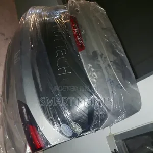 Clean Honda Vezel 2015 Boot in Good Condition