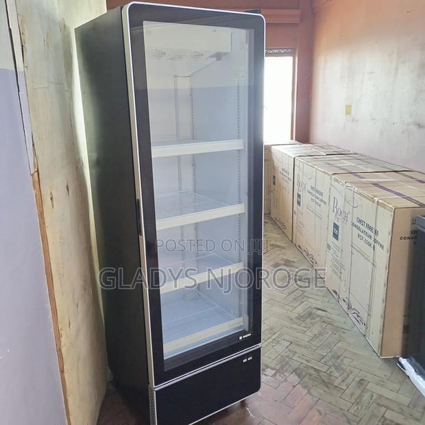 Unique Chiller Display ( Black in Colour, $Clean) - thumbnail 5