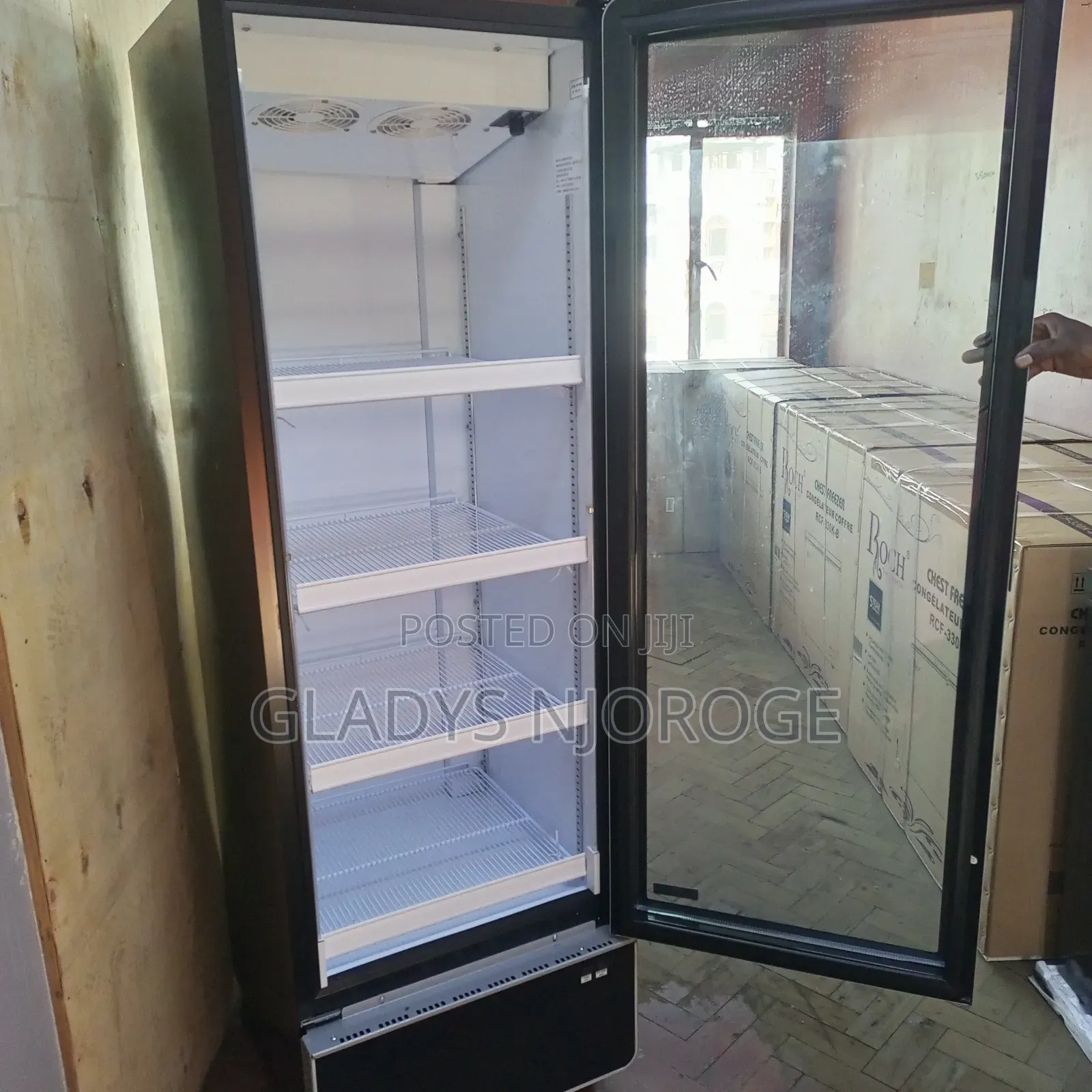 Unique Chiller Display ( Black in Colour, $Clean)