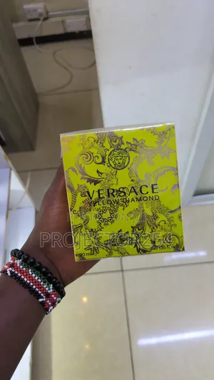 Versace Yellow Diamond Eau De Toilette for Women.