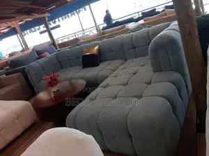 Confidential Cool 6 Seater Bubble L Seat
