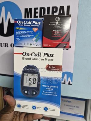 Digital Glucometer With Test Strips Lancets - thumbnail 2