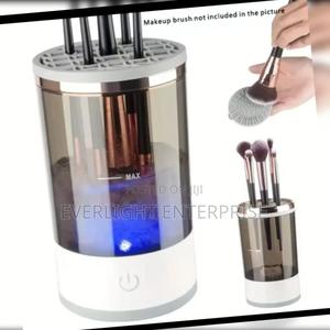 Make Up Brush Cleaner - main view