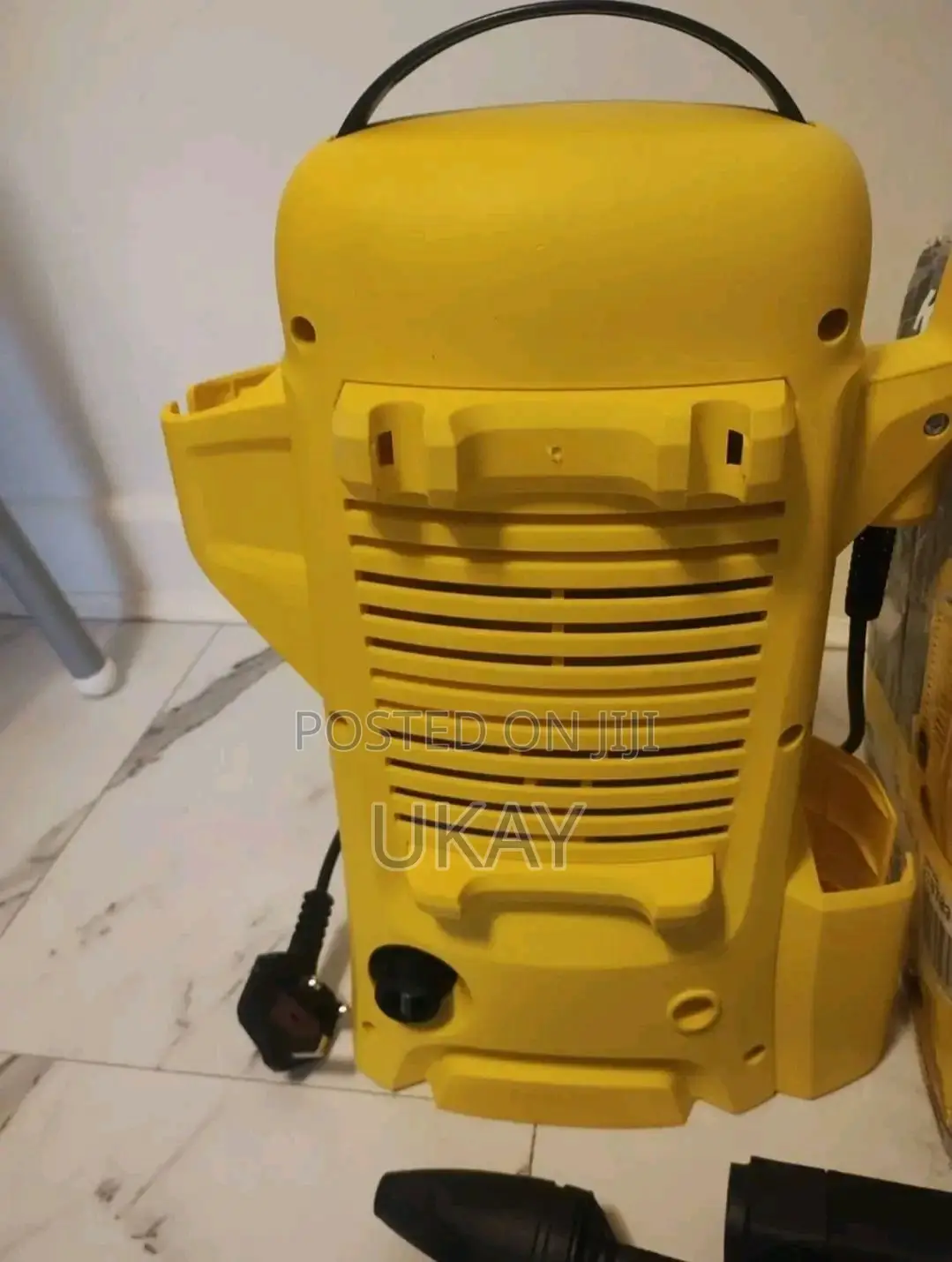 Kärcher Electric Pressure Washer E 1400w.