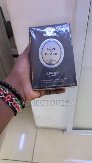 Creed Love in Black Eau De Parfum.