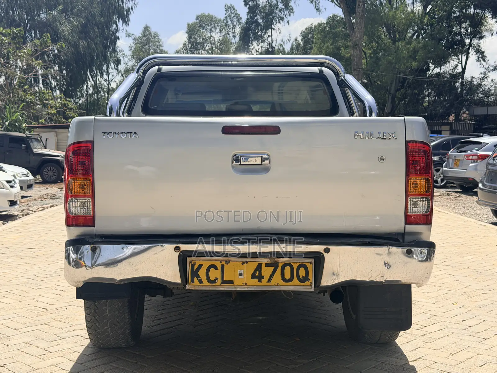 Toyota Hilux 2010 Silver