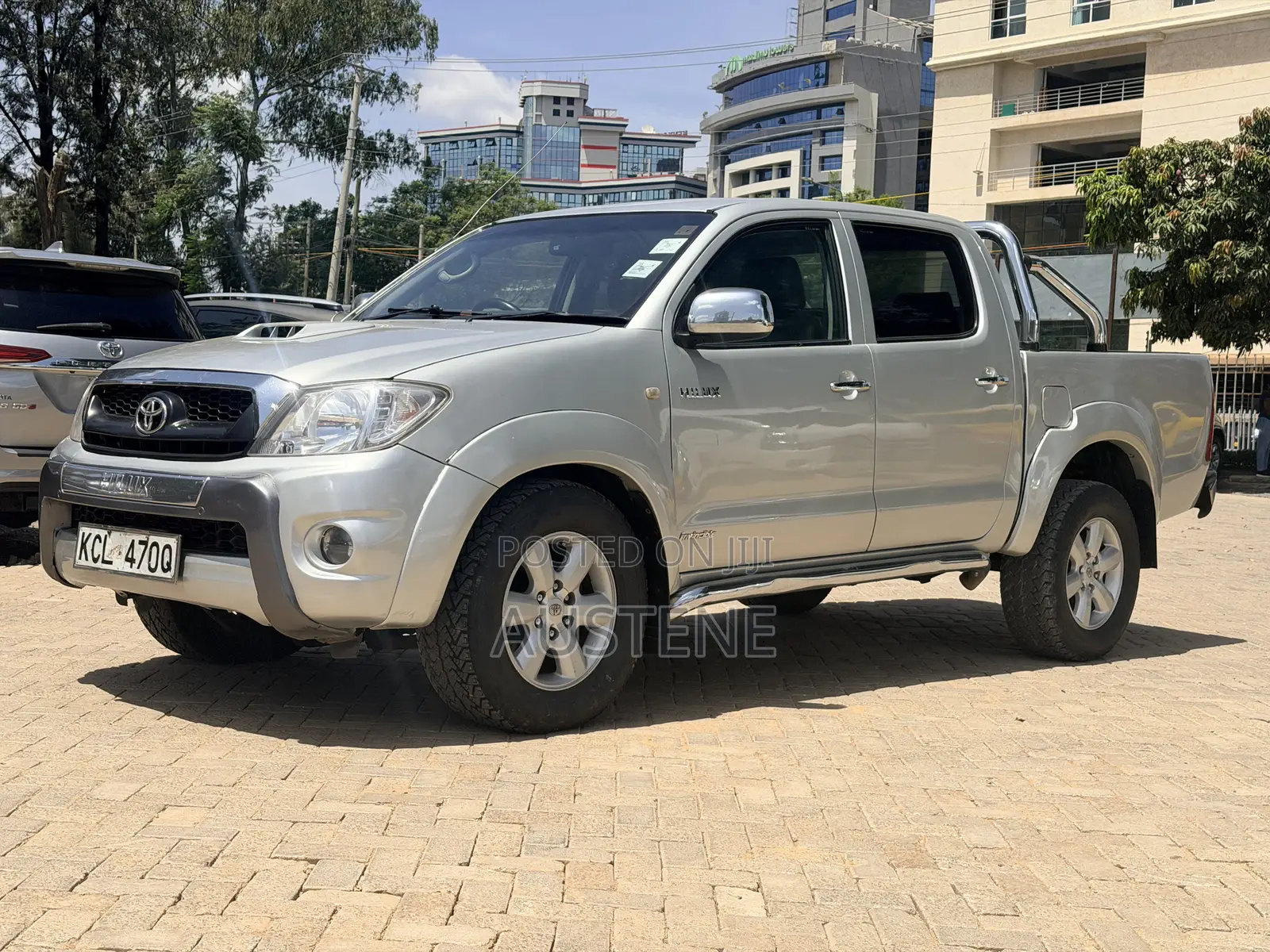 Toyota Hilux 2010 Silver
