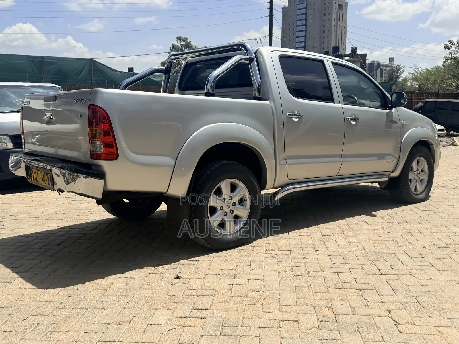 Toyota Hilux 2010 Silver