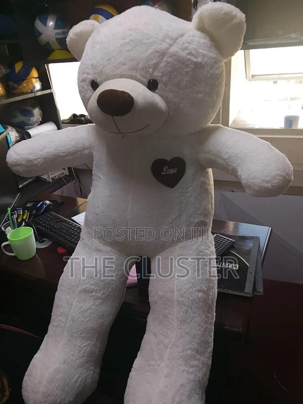 Giant Teddy Bear - thumbnail 3