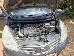 Nissan Note 2010 Gray