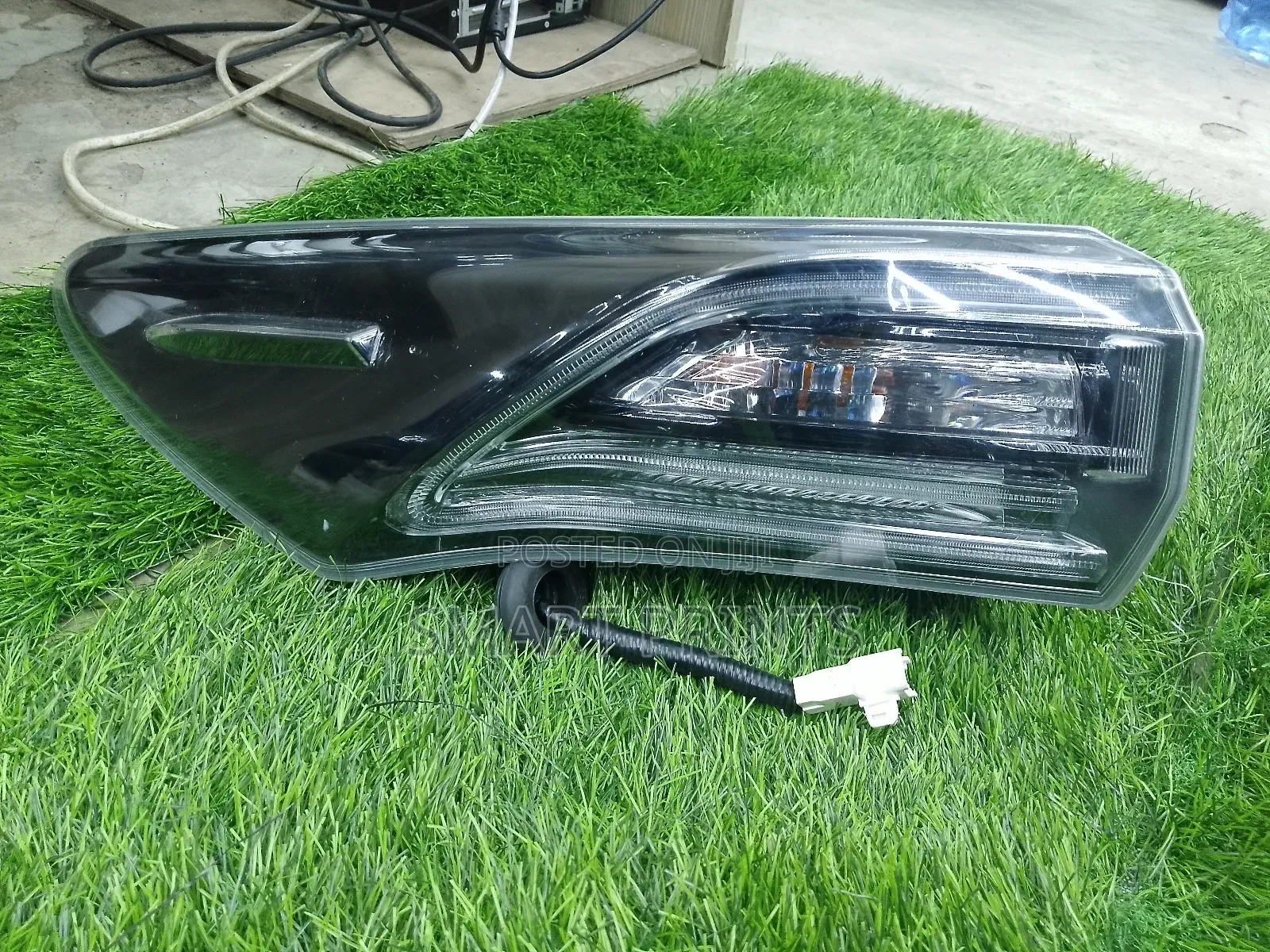 Clean Ex Japan Toyota Harrier 2015 Taillight Available
