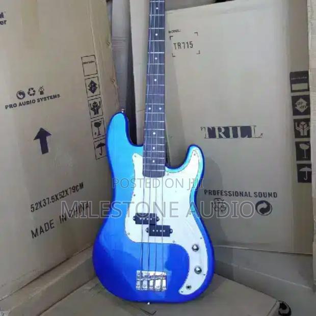 Bass Guitar 4 Strings - main view