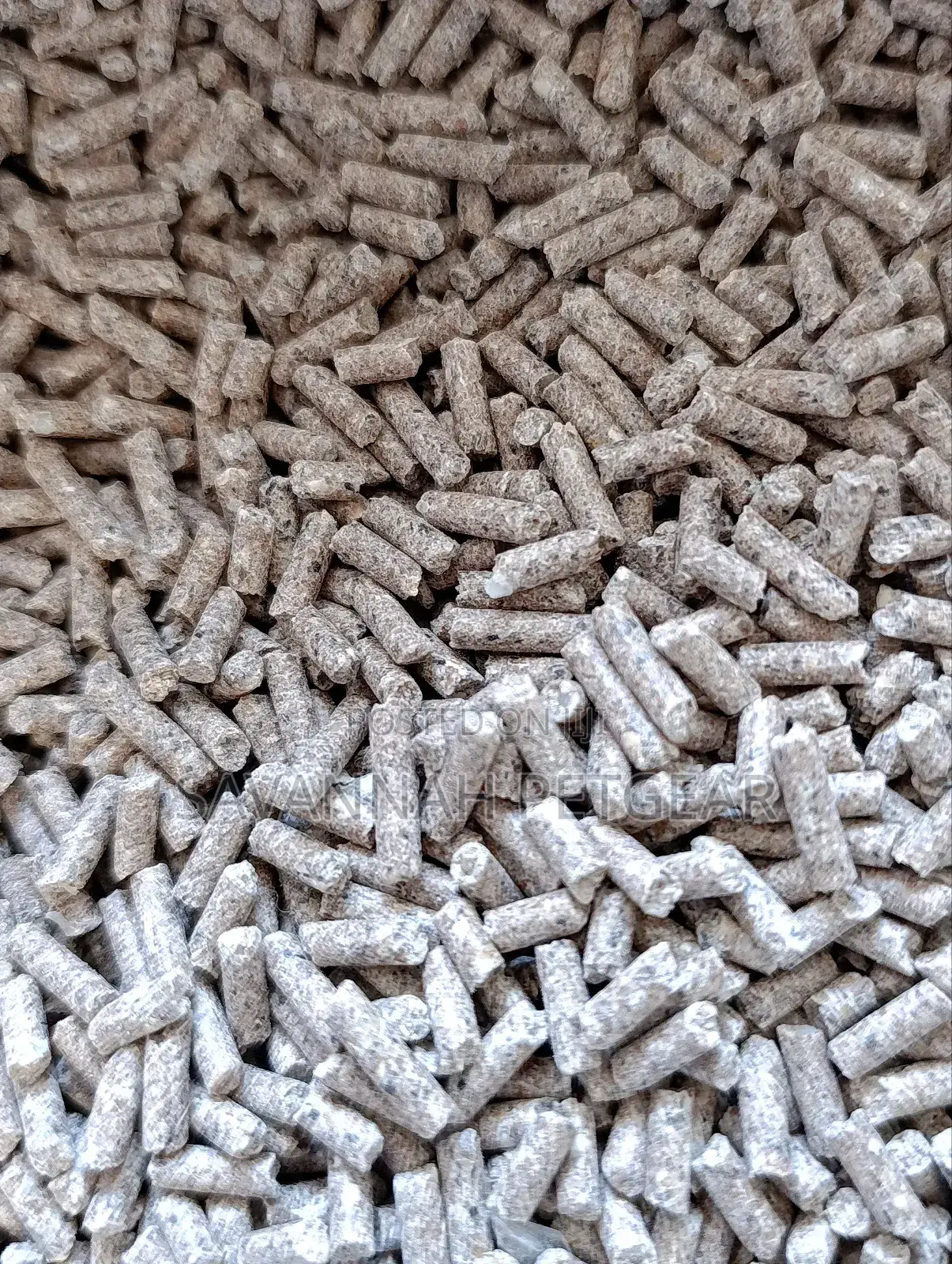 Pet Rabbit Feed Dry Pellets for Young, Adult Senior Rabbit - 1kg