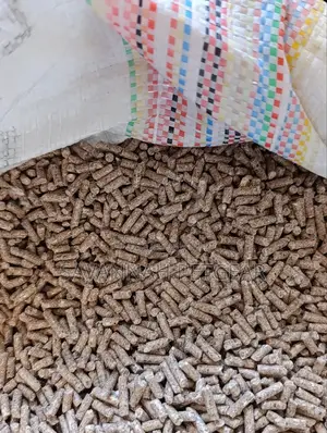 Pet Rabbit Feed Dry Pellets for Young, Adult Senior Rabbit - 1kg