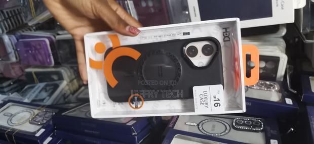 Hokie HDD Premium Leather Magsafe Back Case for iPhone 16 - main view