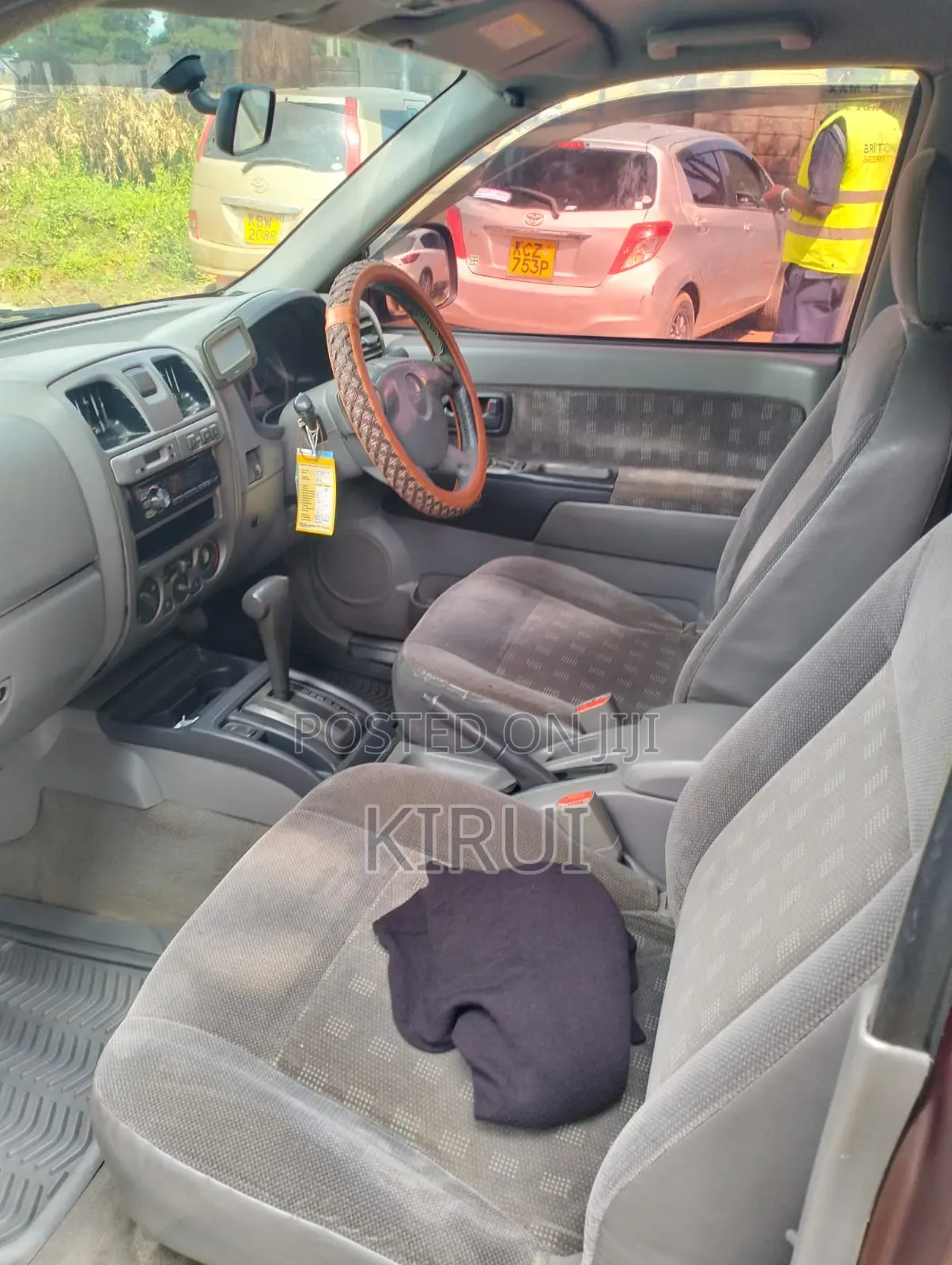 Isuzu D-MAX 2006 Maroon
